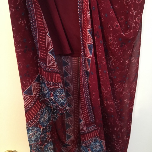 Xhilaration Aztec/Floral Maxi Dress - Picture 7 of 7